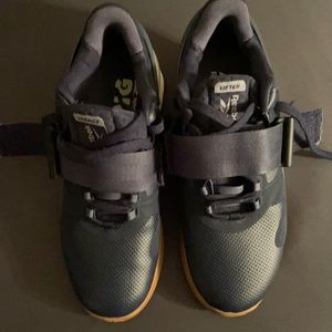 Reebok Legacy Lifter II navy men’s 8 women’s 9.5